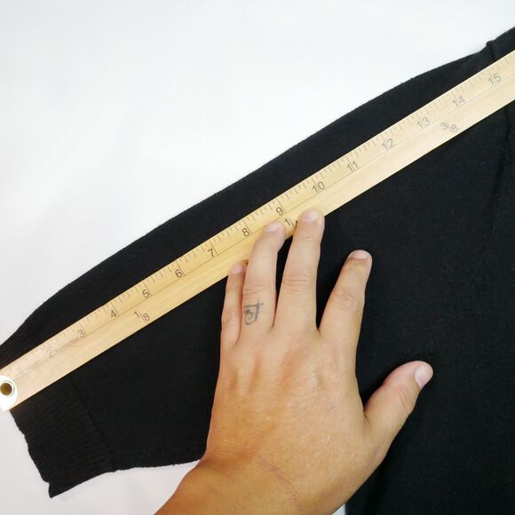 Torrid Womens Size 1 Black Cardigan w Flower Decor Button Up Sweater - Picture 11 of 12